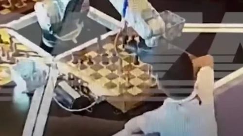 Robot di Rusia Patahkan Jari Bocah 7 Tahun Saat Tanding Catur